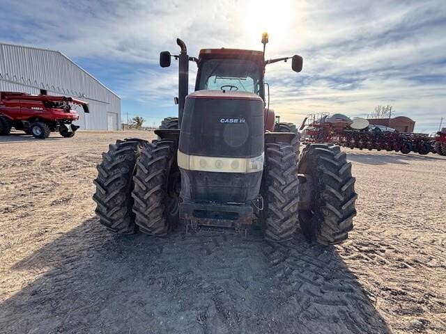 2011 Case IH Magnum 275 Tractor