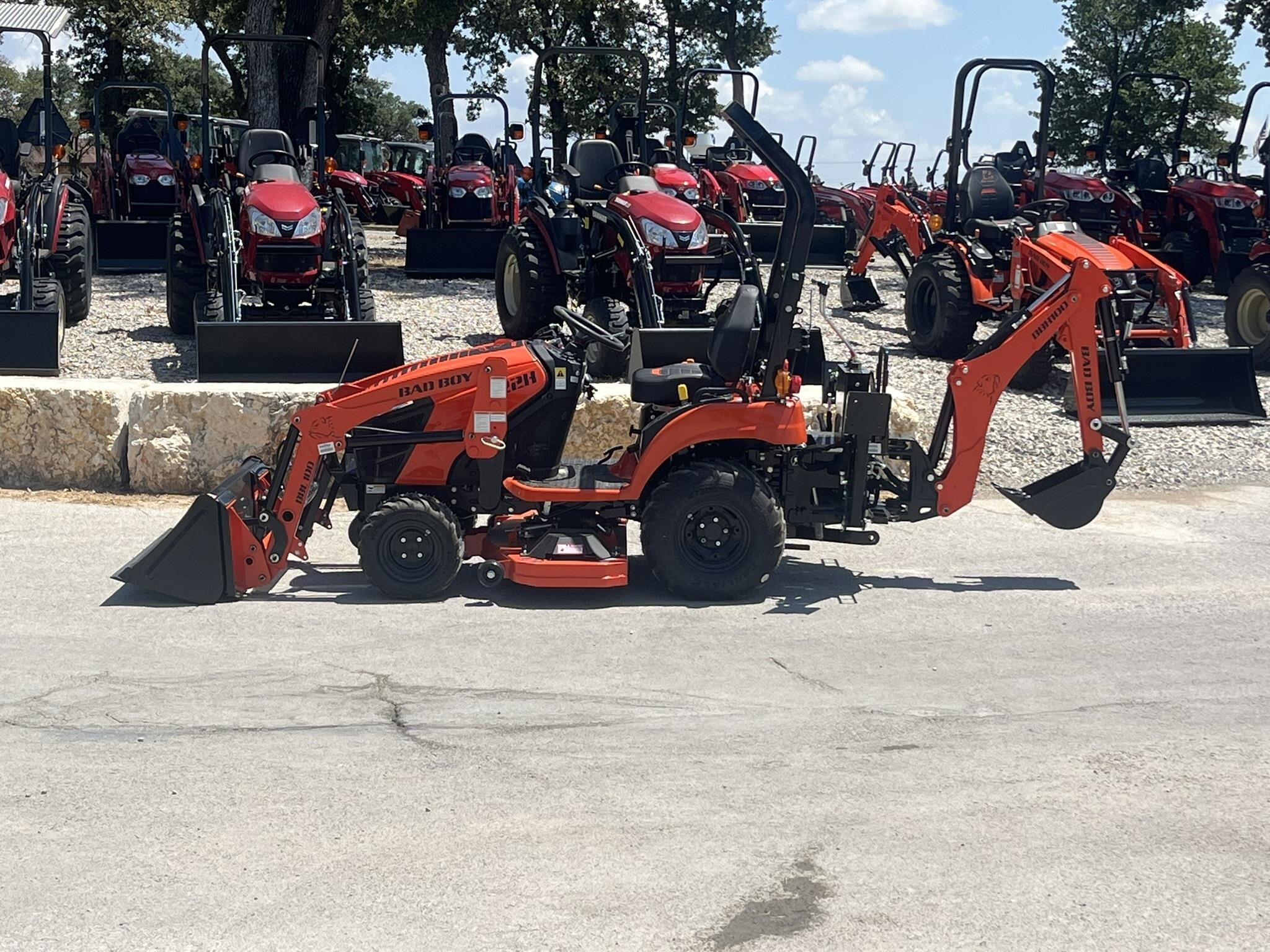 2025 Bad Boy 1022H Tractor