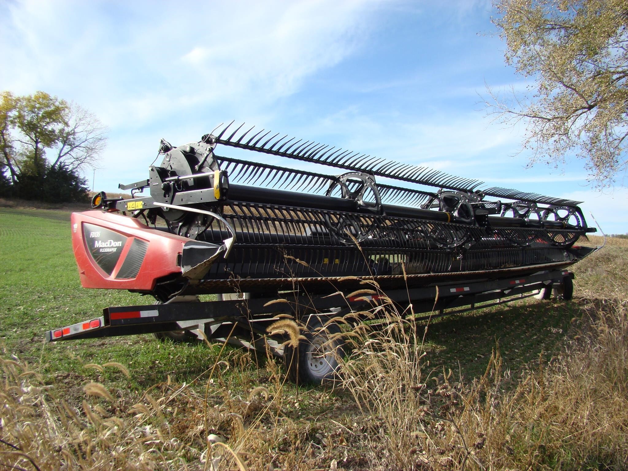 2019 MacDon FD135 Platform