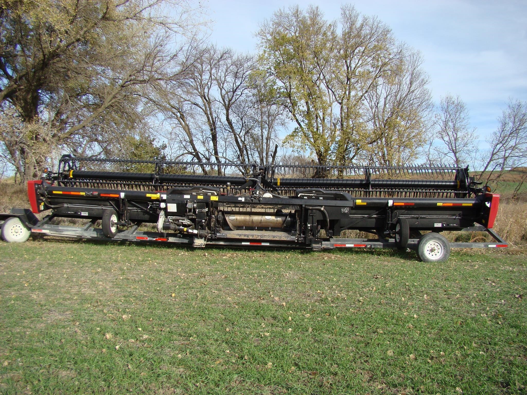 2019 MacDon FD135 Platform