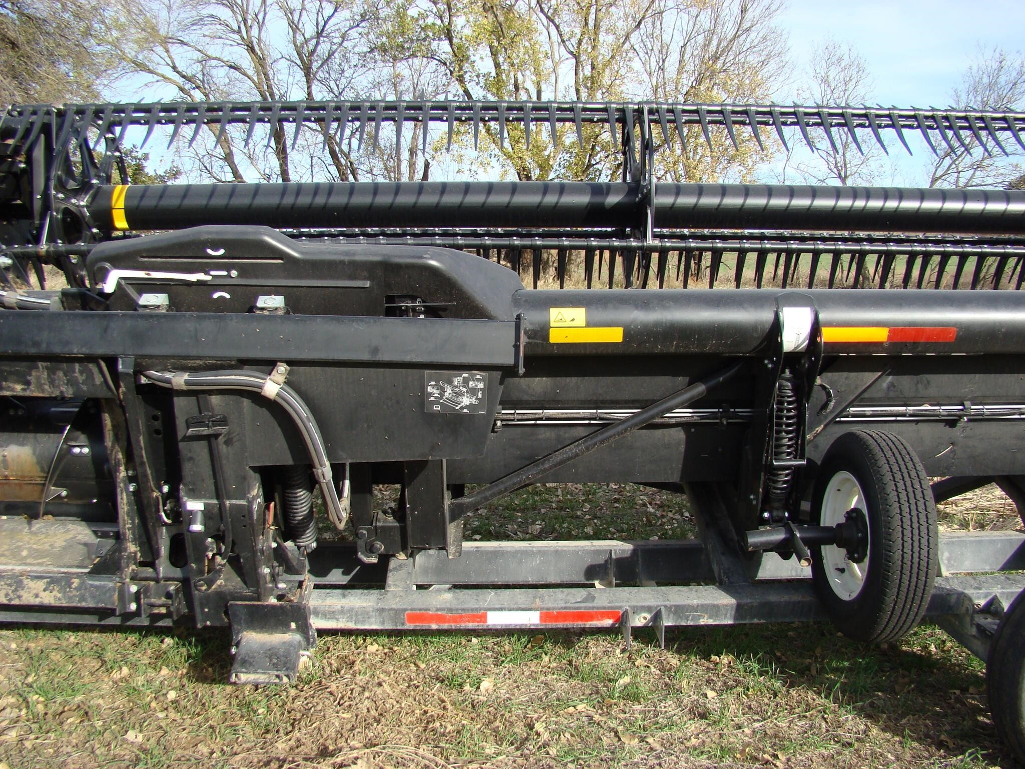 2019 MacDon FD135 Platform