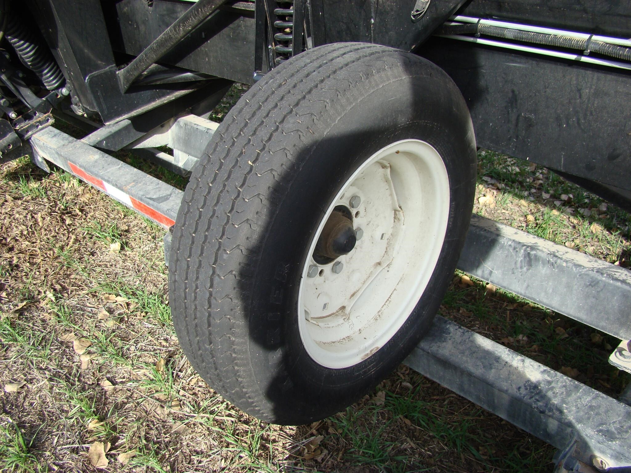 2019 MacDon FD135 Platform