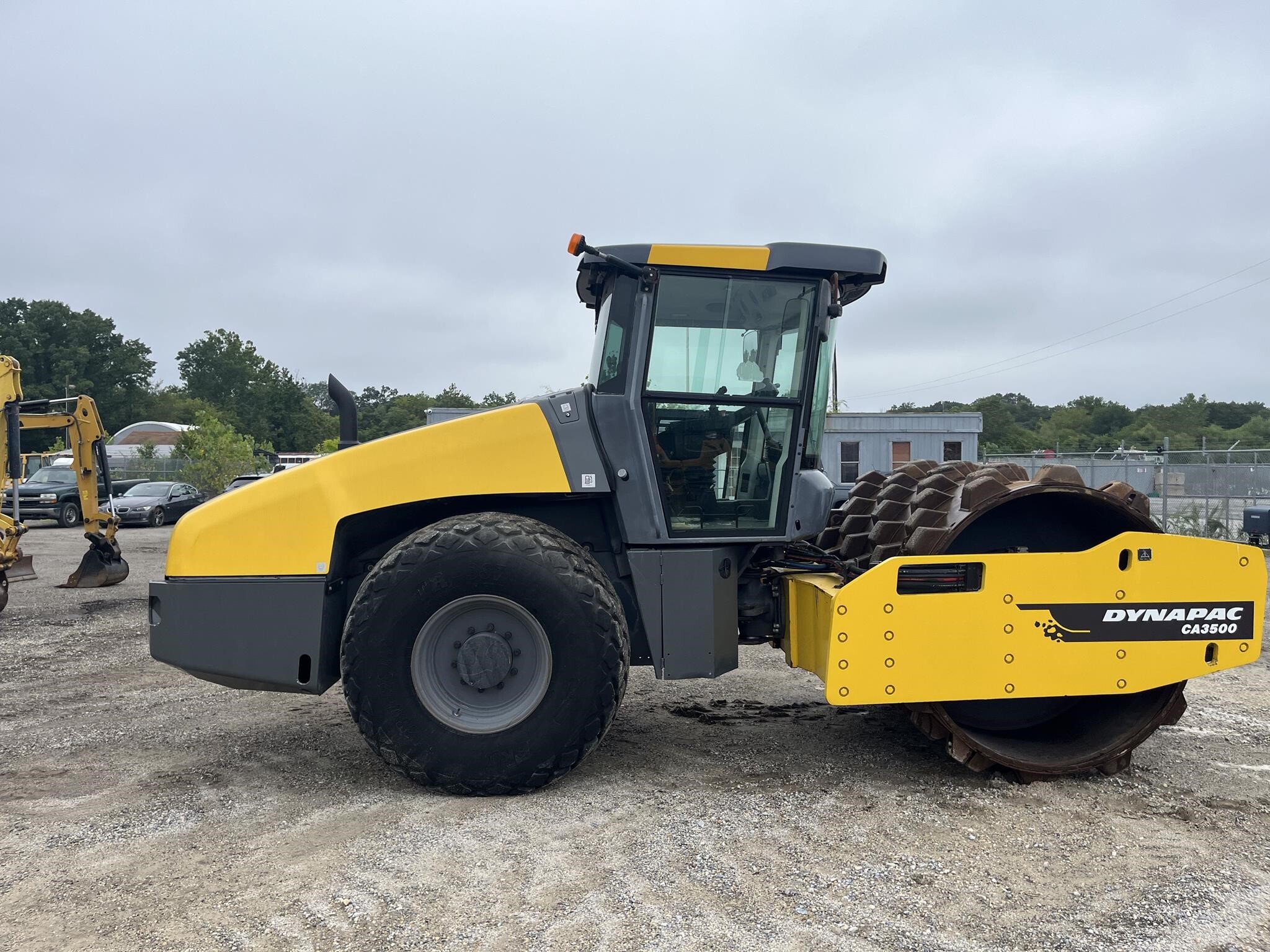 2017 Dynapac CA3500D Compacting and Paving