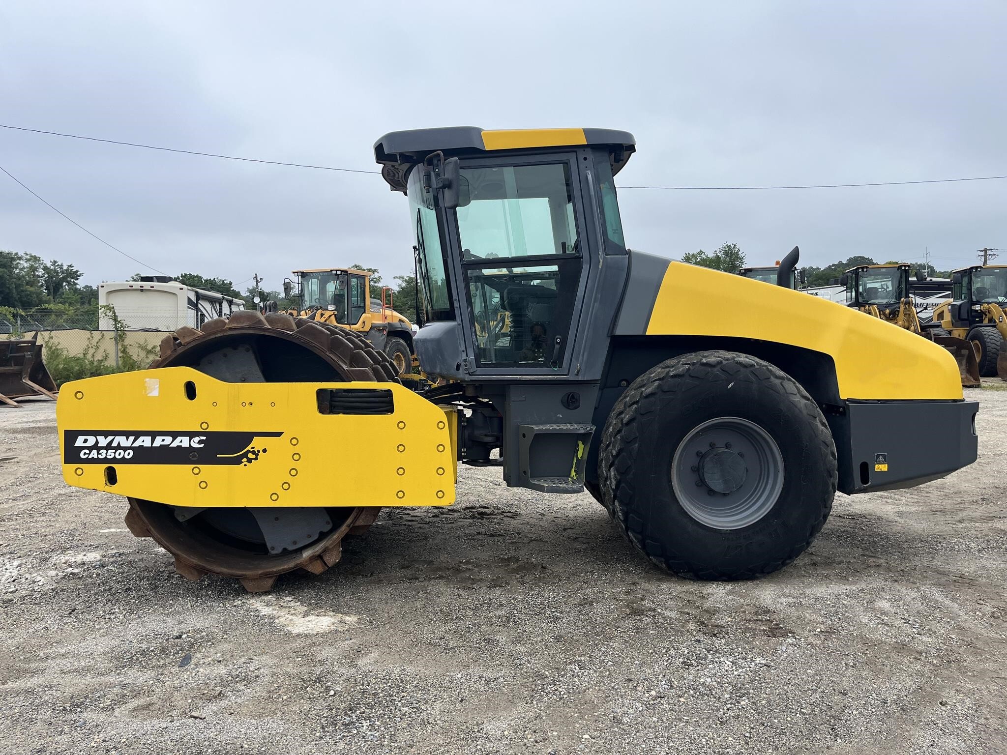 2017 Dynapac CA3500D Compacting and Paving
