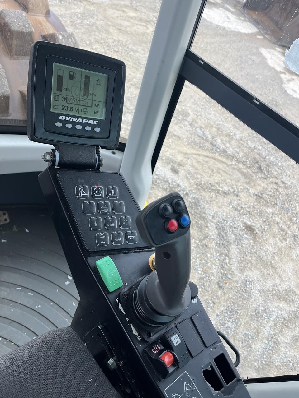 2017 Dynapac CA3500D Compacting and Paving