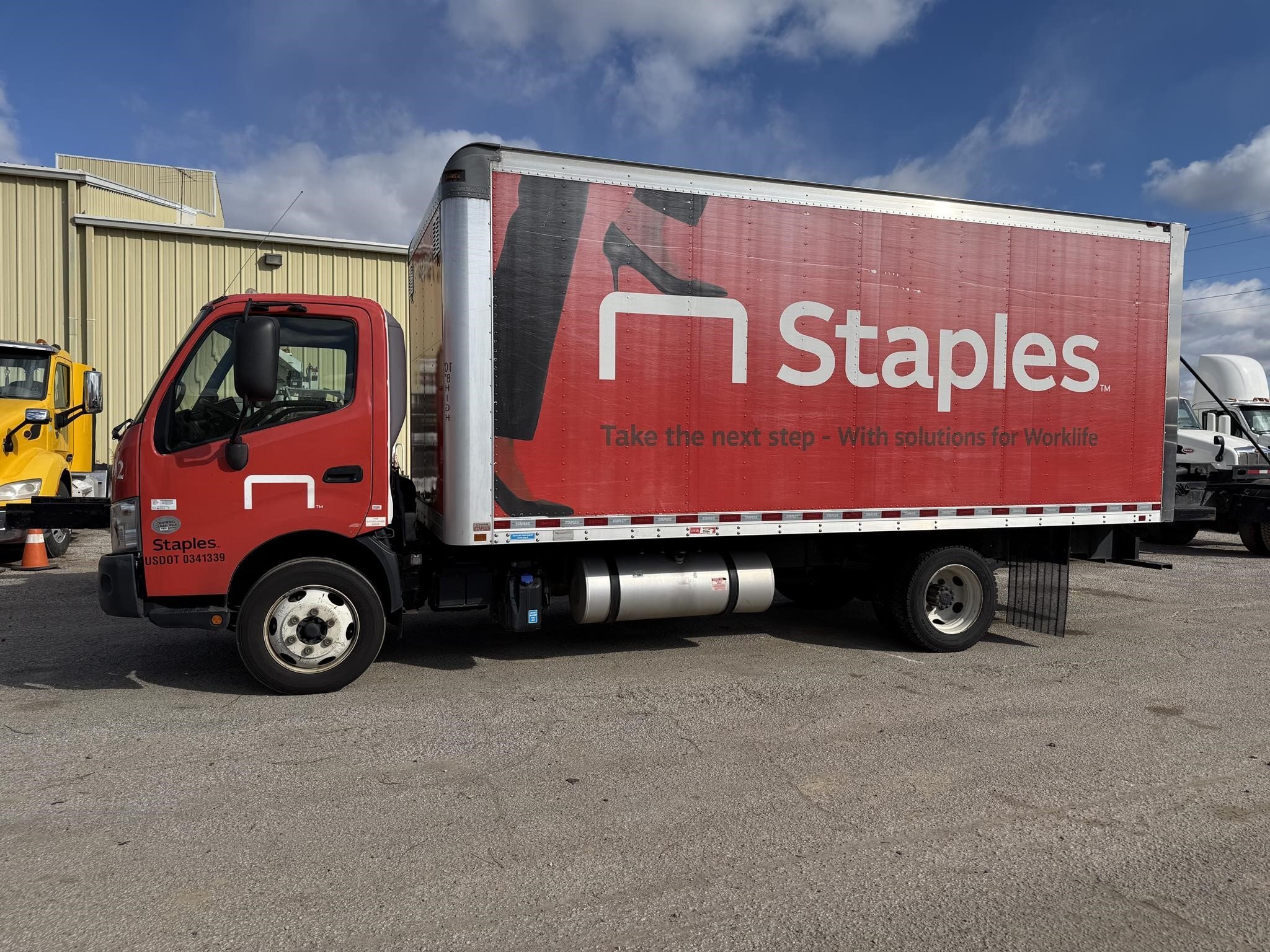 2018 Hino 195 Box Trucks/Trailer