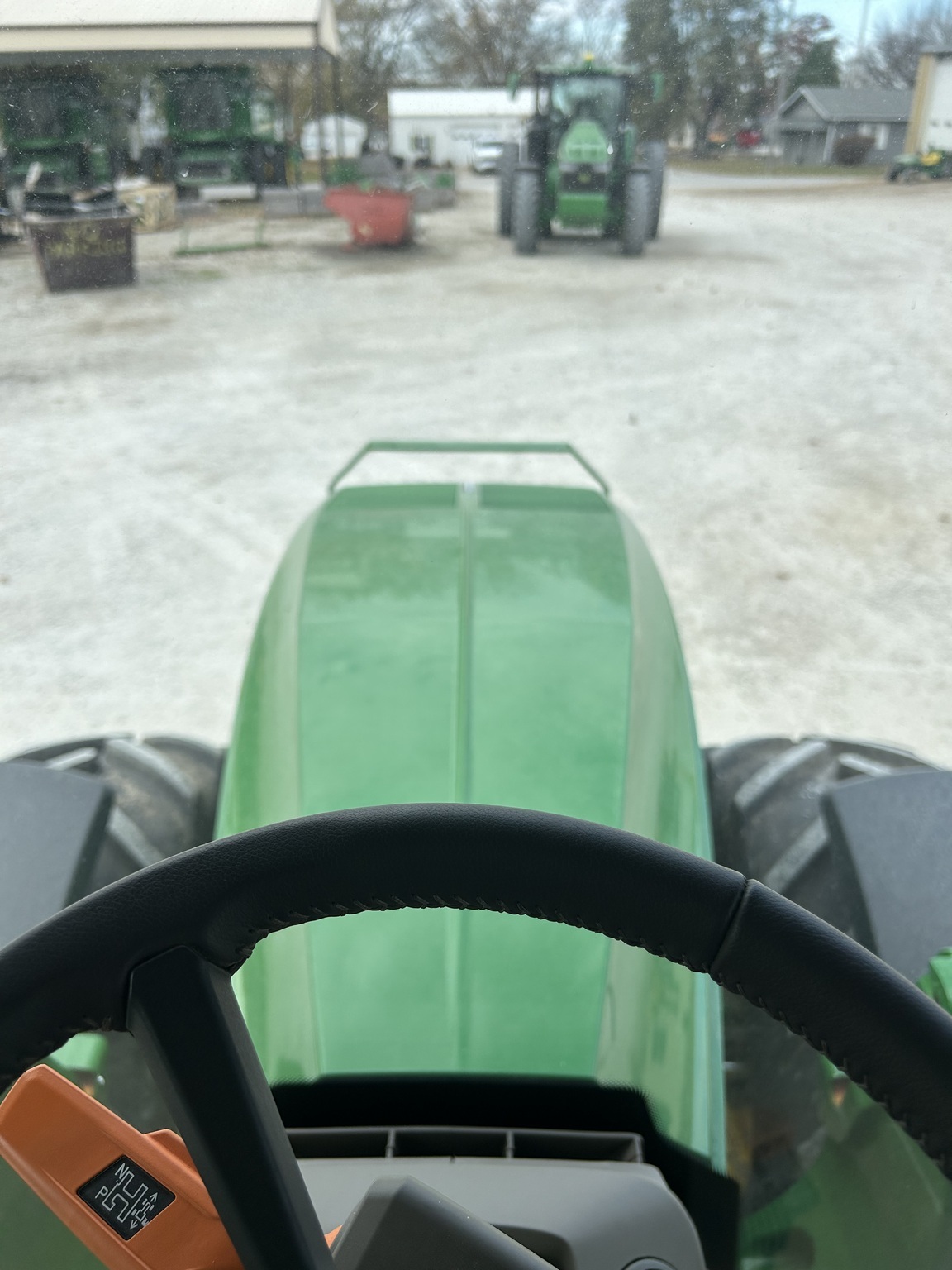 2025 John Deere 7R 290 Tractor