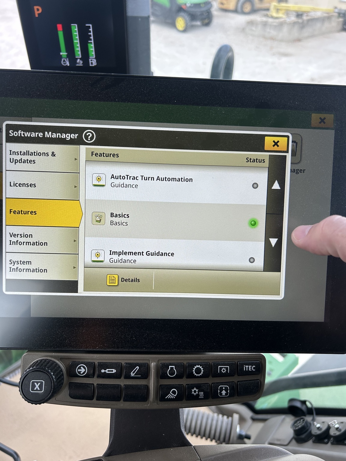 2025 John Deere 7R 290 Tractor