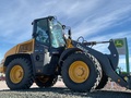 2022 John Deere 344L Front End Loader