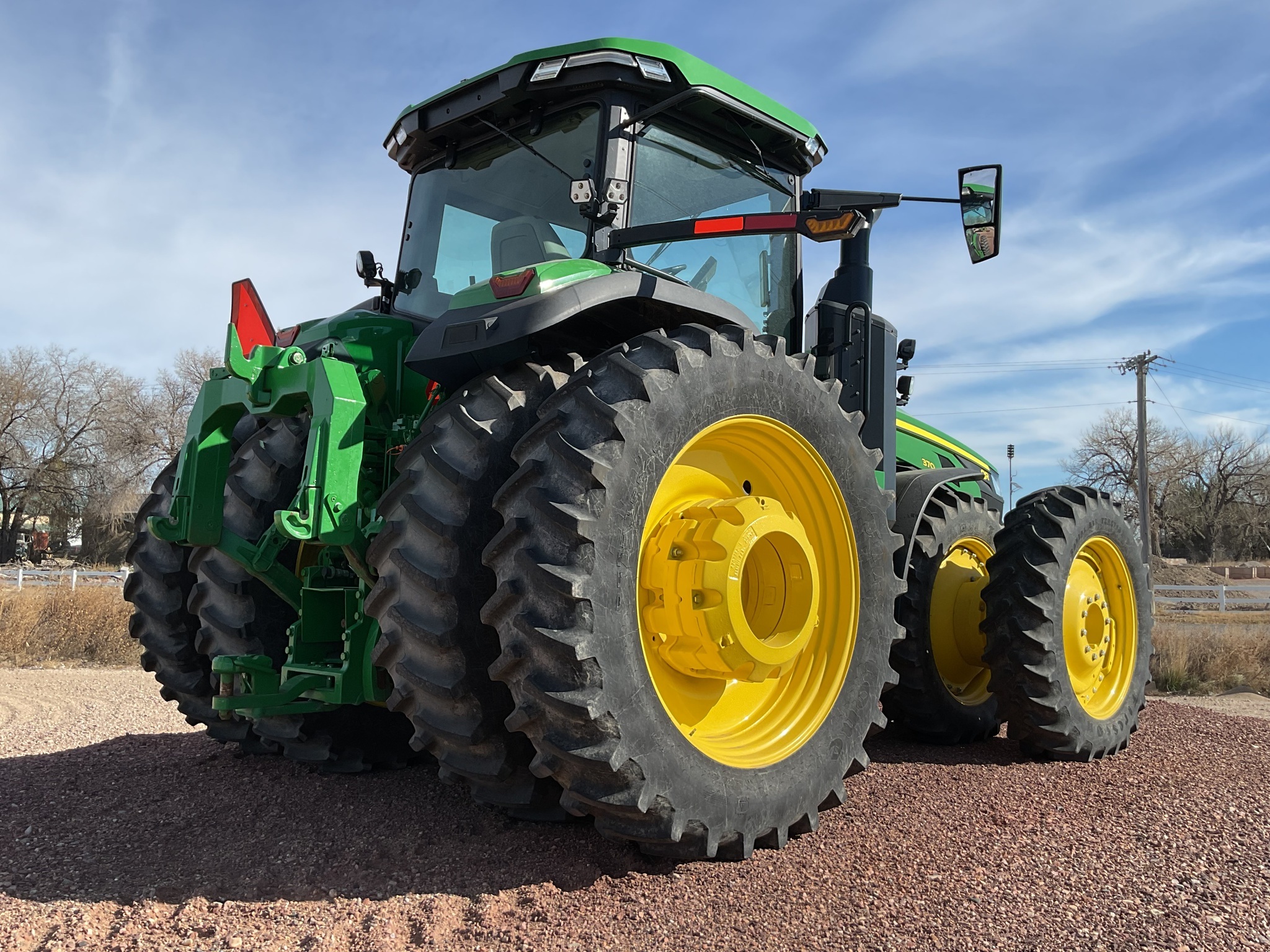 2023 John Deere 8R 370 Tractor