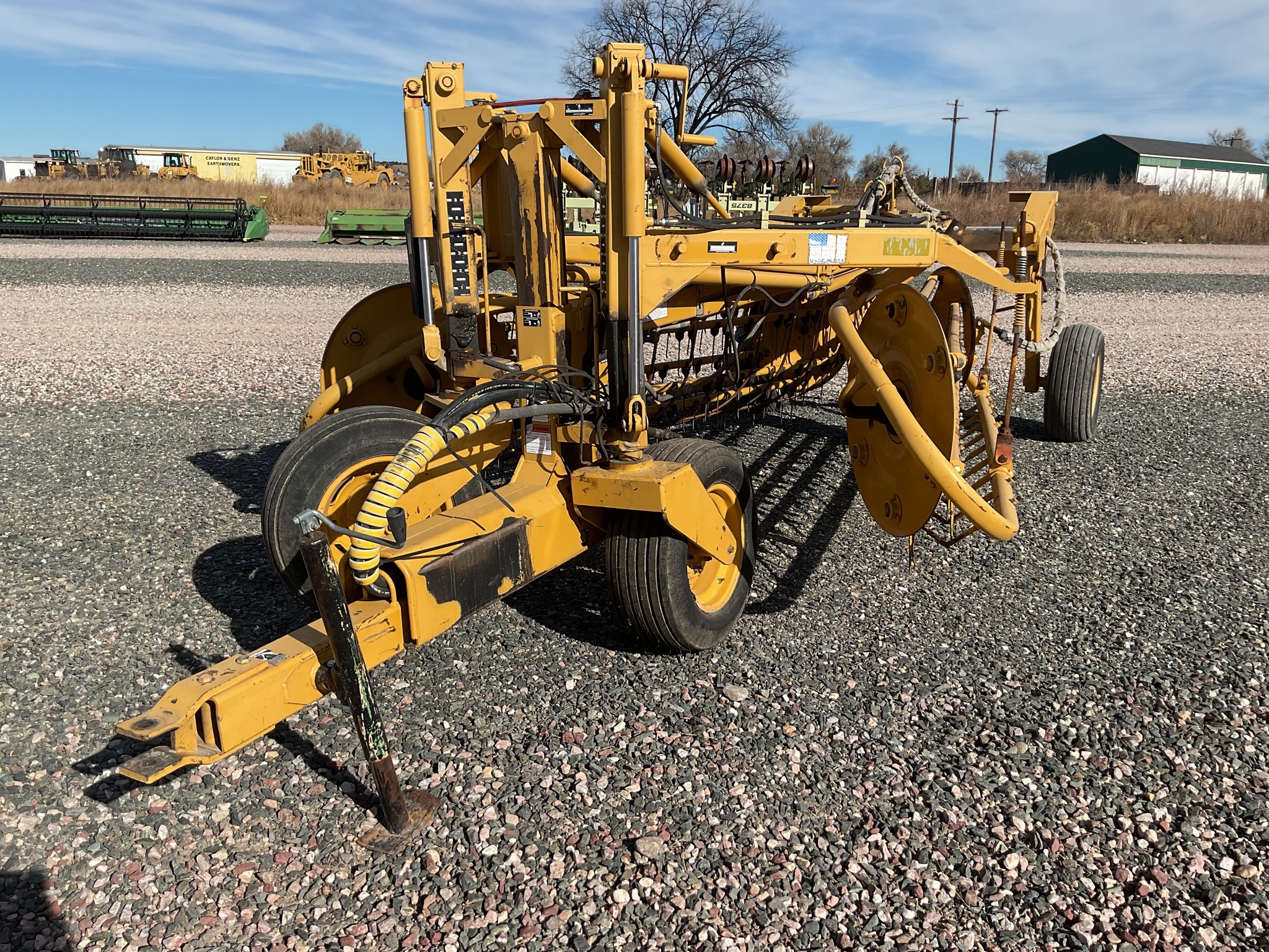 1996 Vermeer R24 Rake