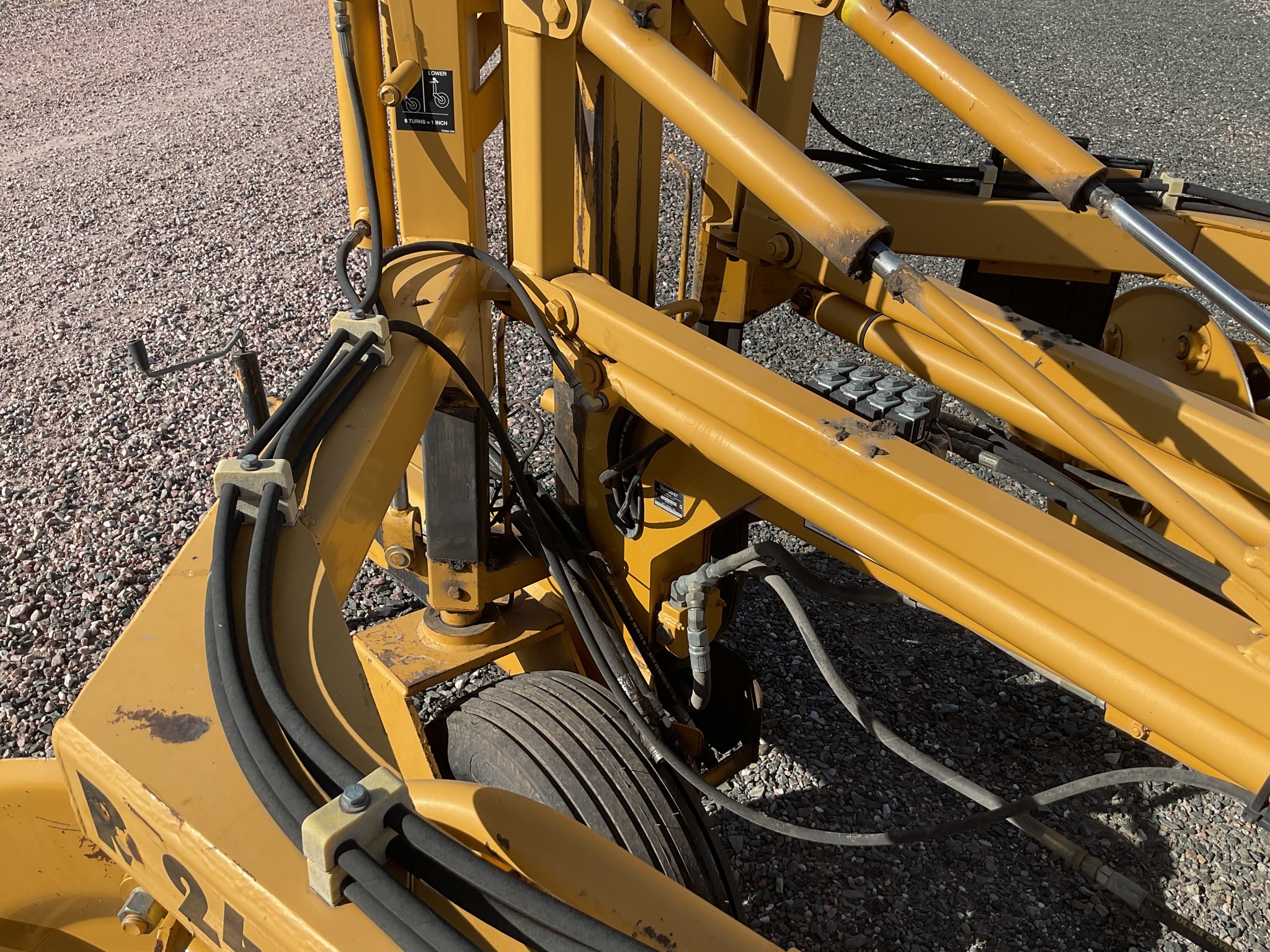 1996 Vermeer R24 Rake