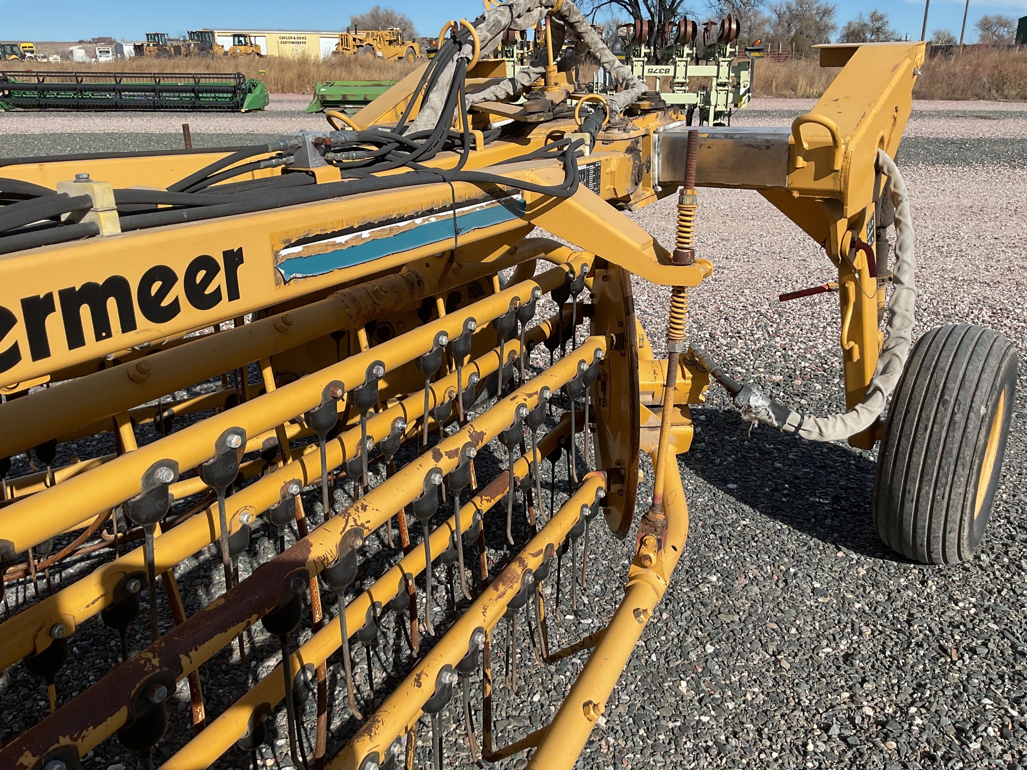 1996 Vermeer R24 Rake
