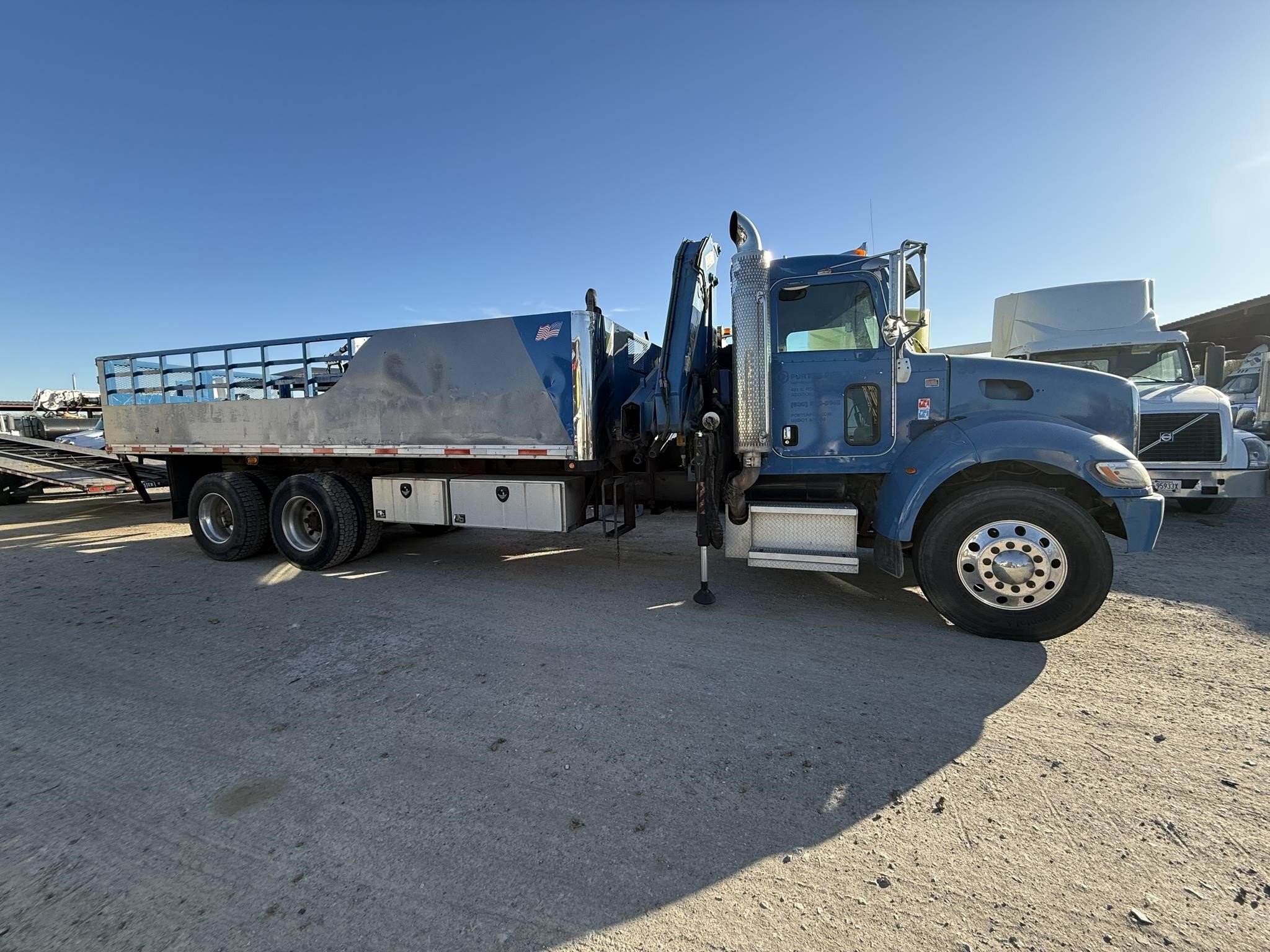 2011 AMCO VEBA 815-5S Crane