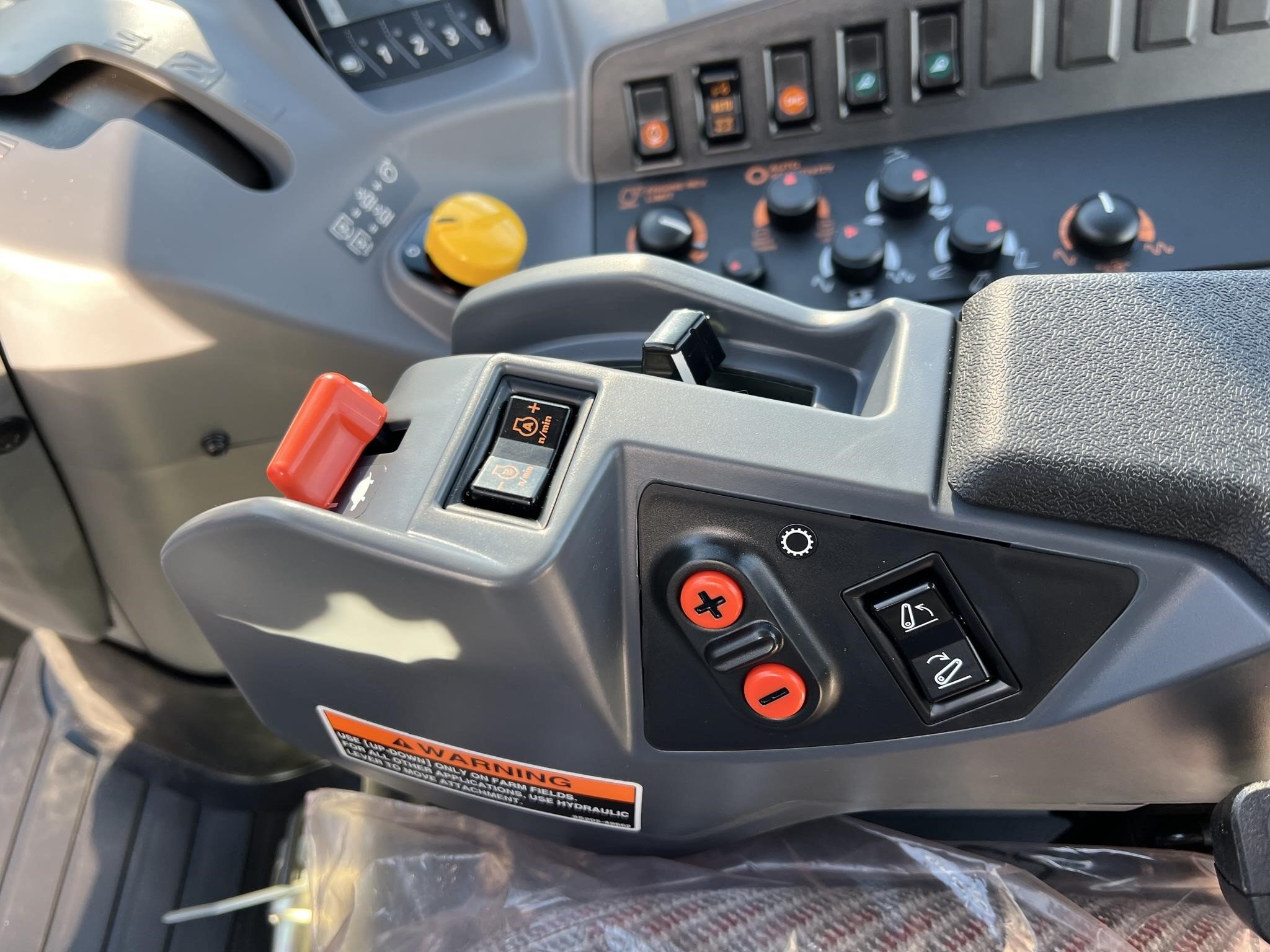 2025 Kubota M6-111DTC-F-1 Tractor