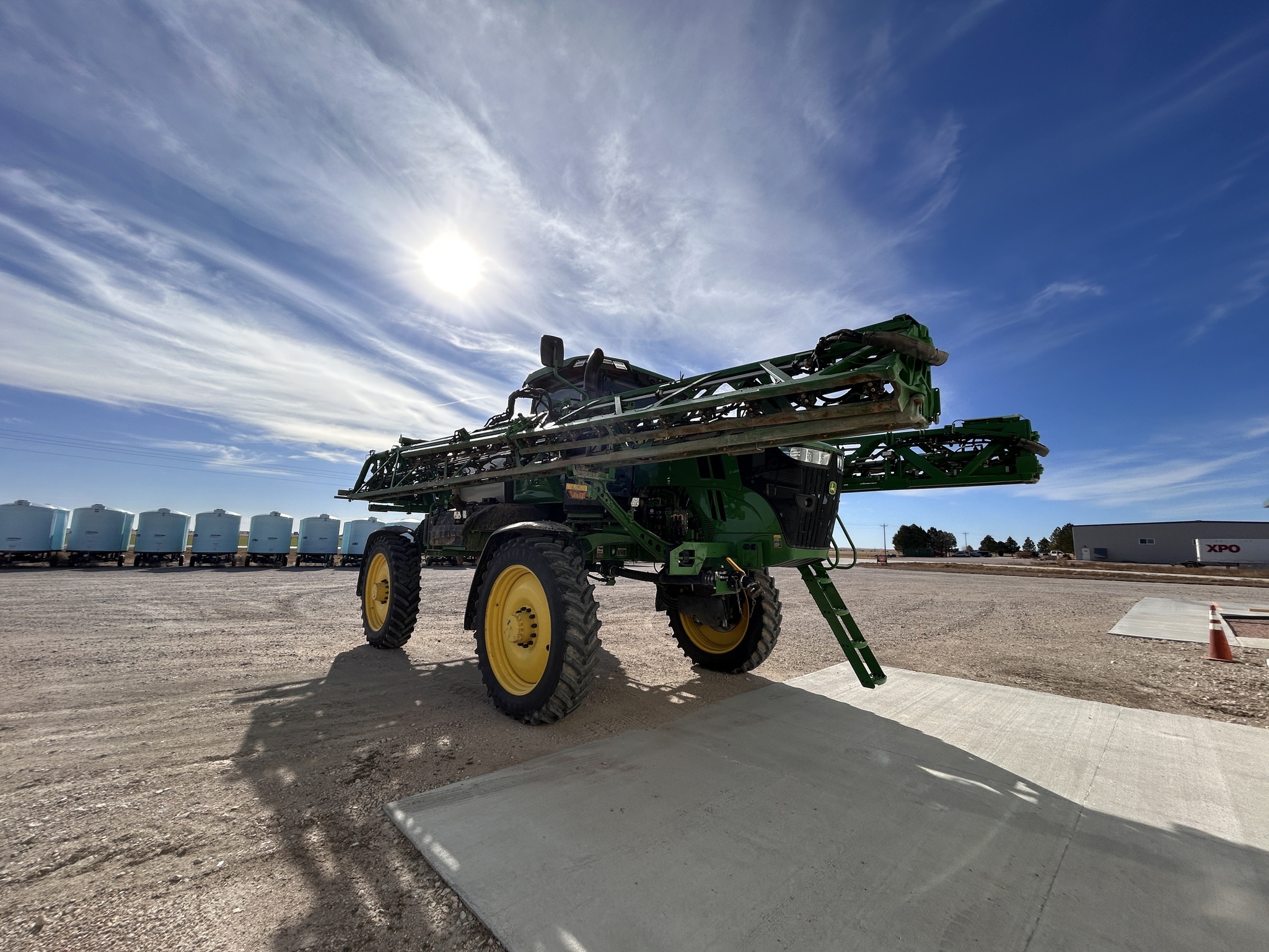 2025 John Deere 410R Self-Propelled Sprayer