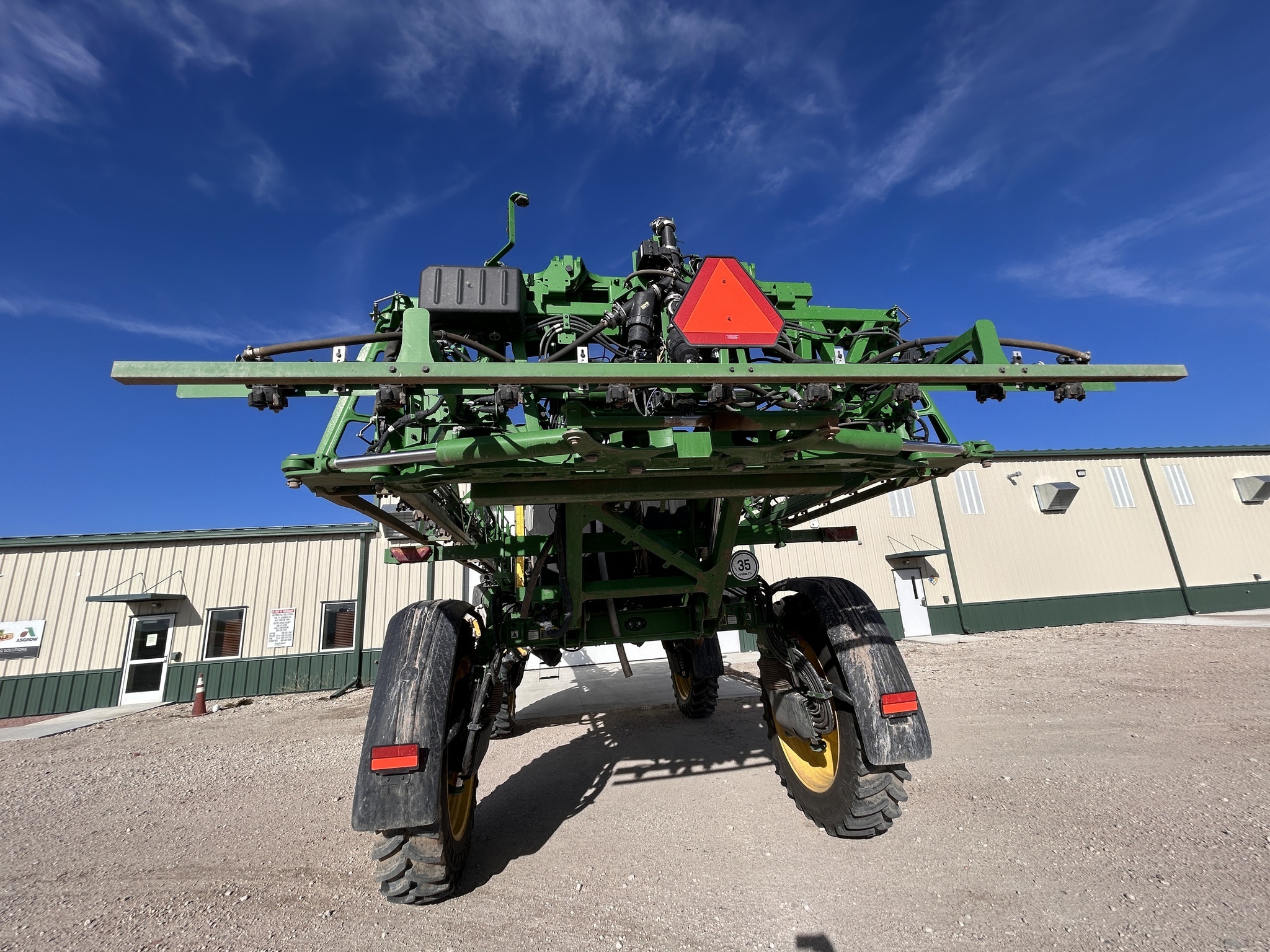 2025 John Deere 410R Self-Propelled Sprayer