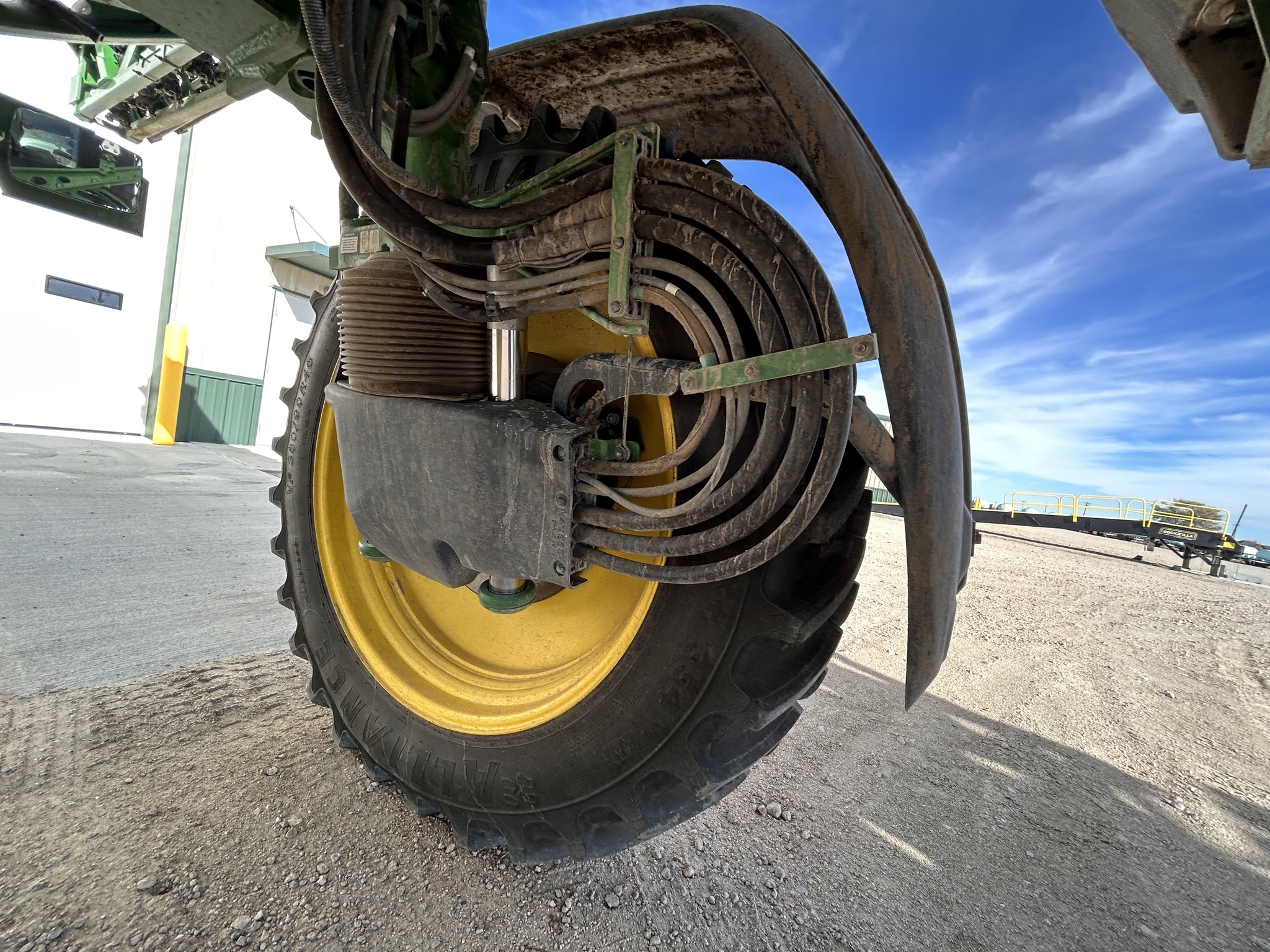 2025 John Deere 410R Self-Propelled Sprayer