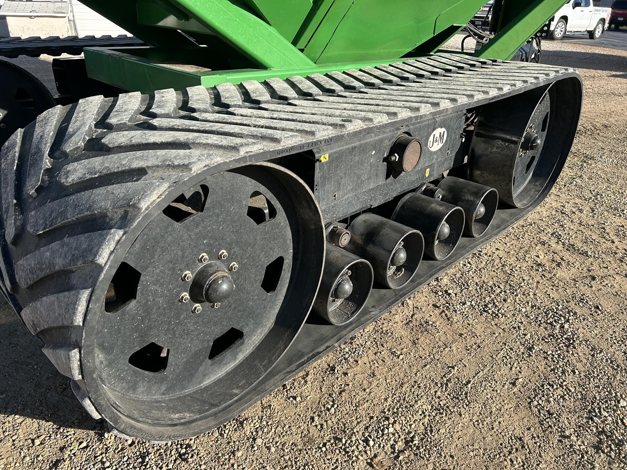 2014 J&M 1151-22 Grain Cart