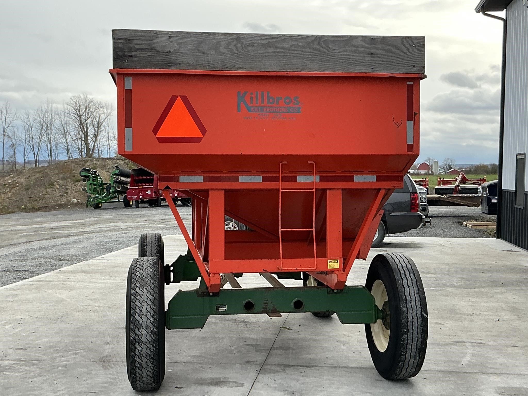  Killbros 385 Gravity Wagon