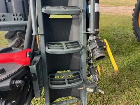 2025 Hagie STS12 Self-Propelled Sprayer