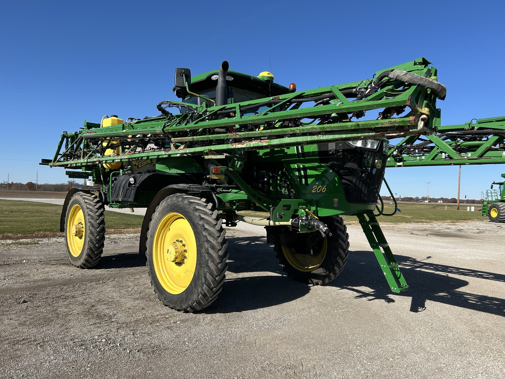 2018 John Deere R4038 Self-Propelled Sprayer - $203,900 | Machinery Pete