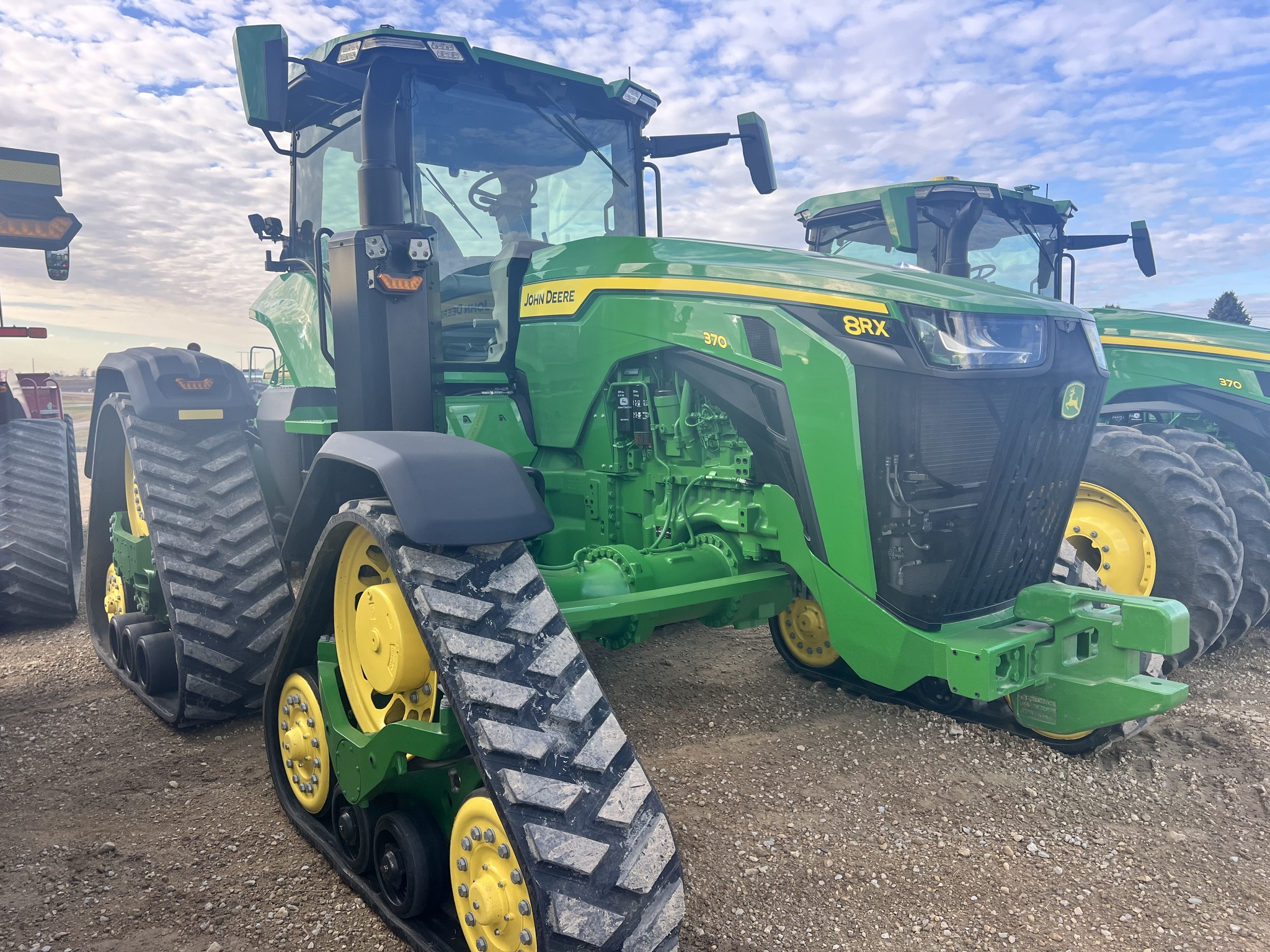 2020 John Deere 8RX 370 Tractor