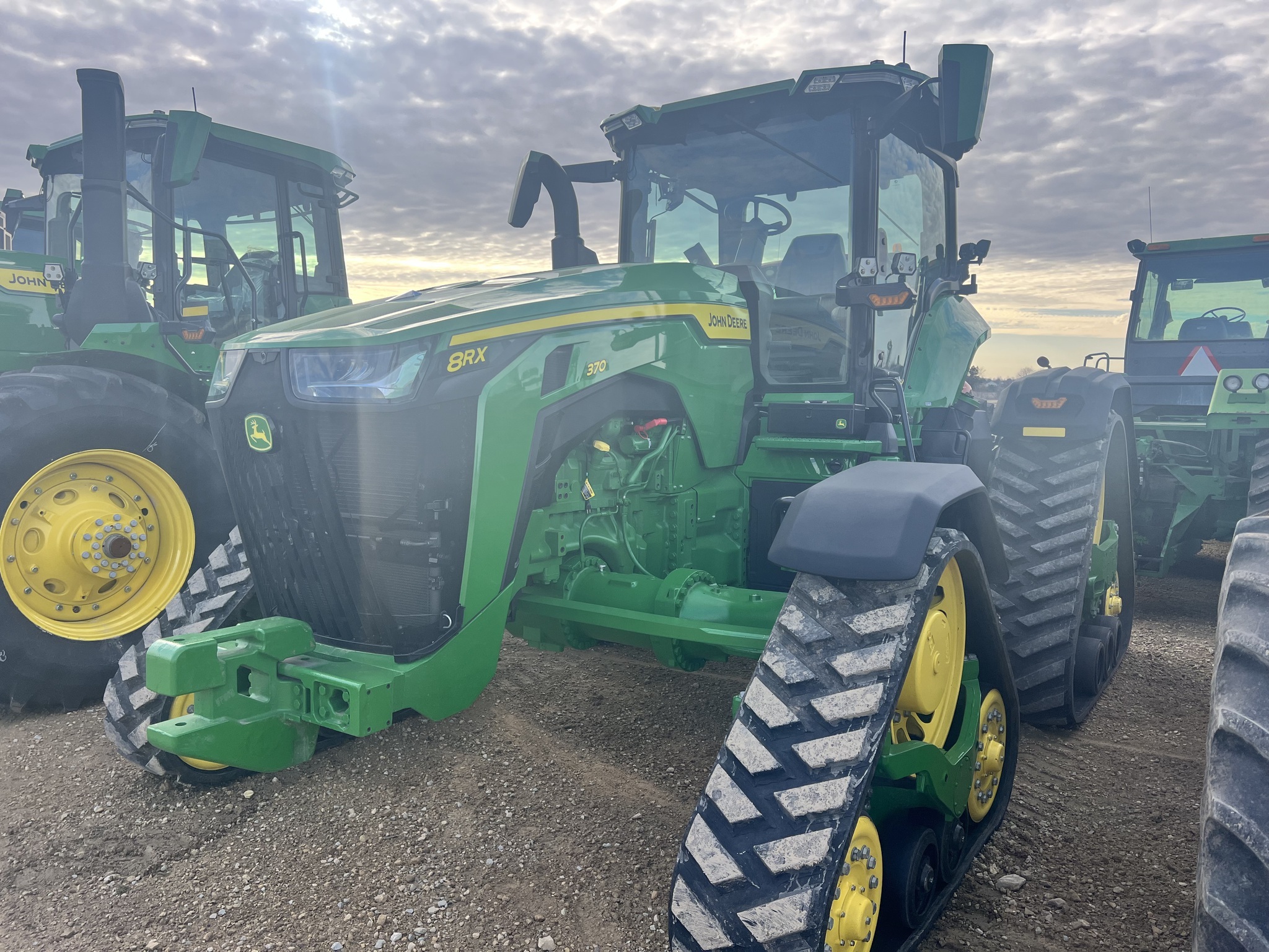 2020 John Deere 8RX 370 Tractor