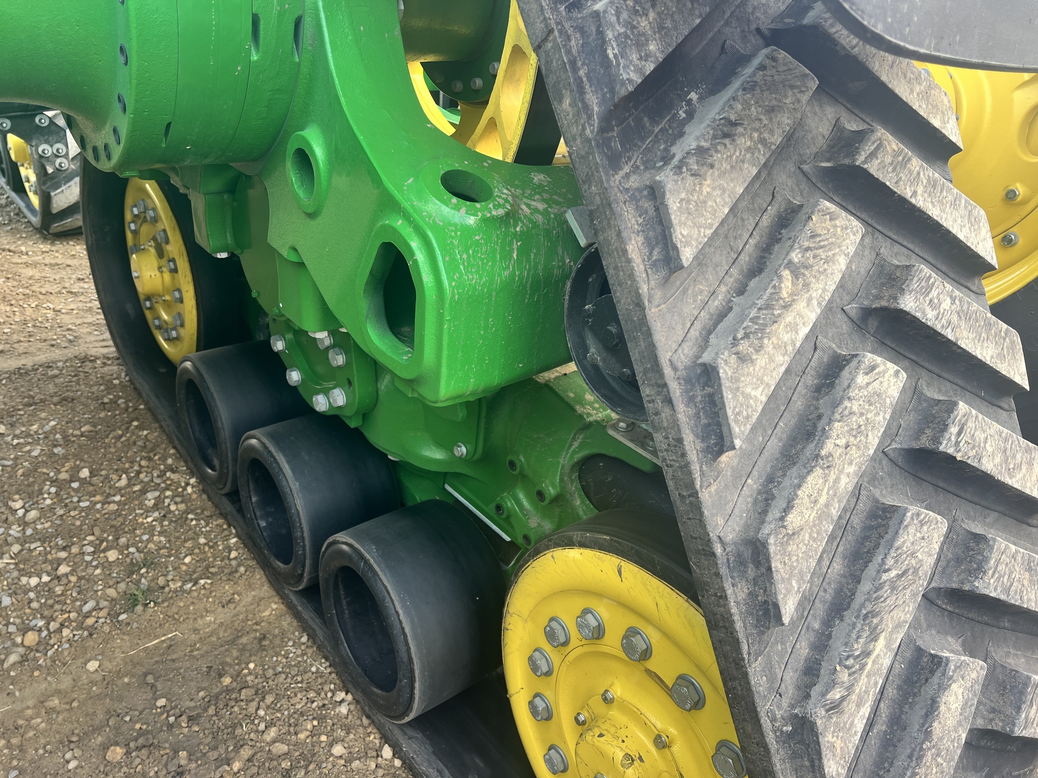2020 John Deere 8RX 370 Tractor