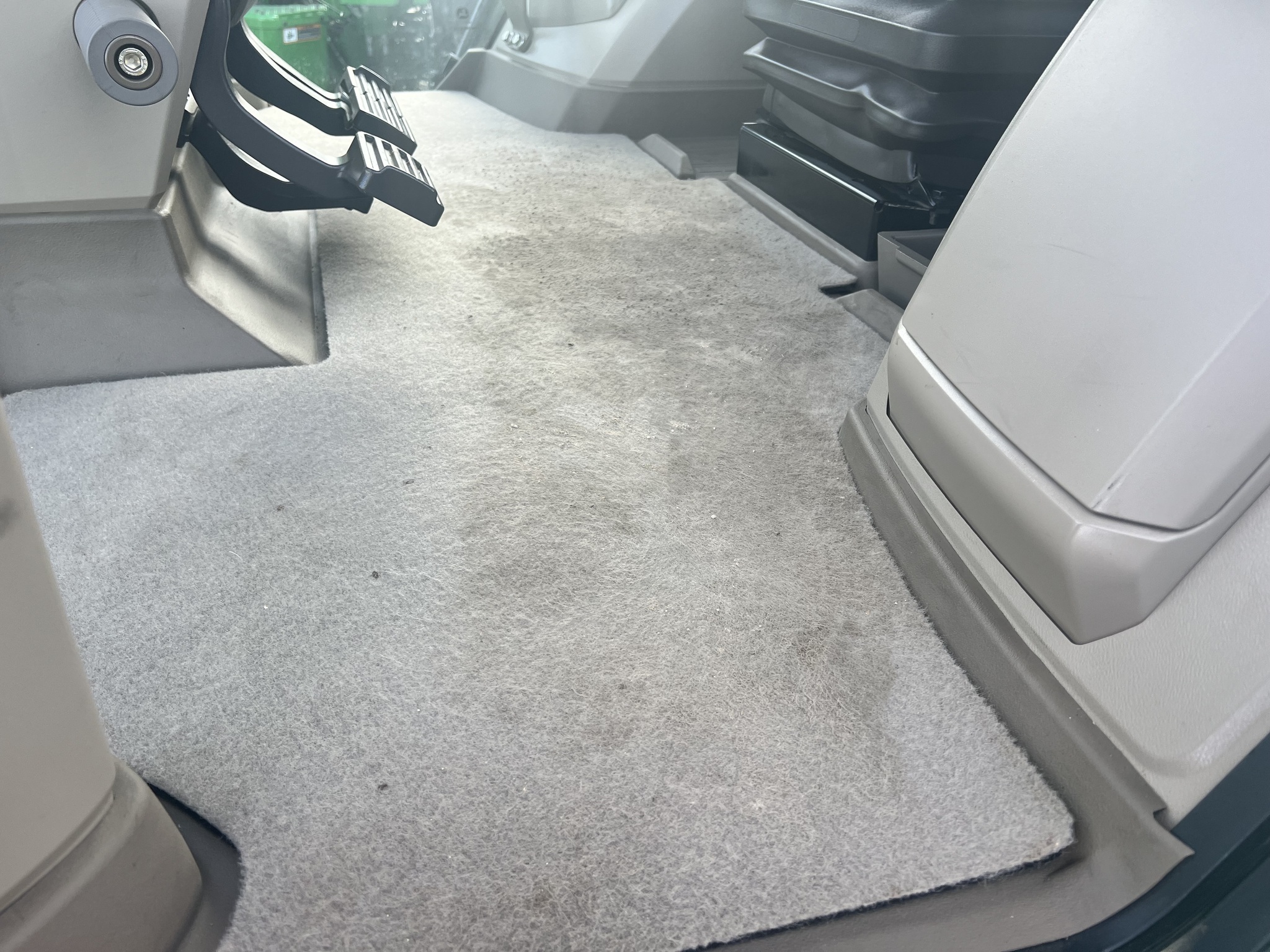 2020 John Deere 8RX 370 Tractor