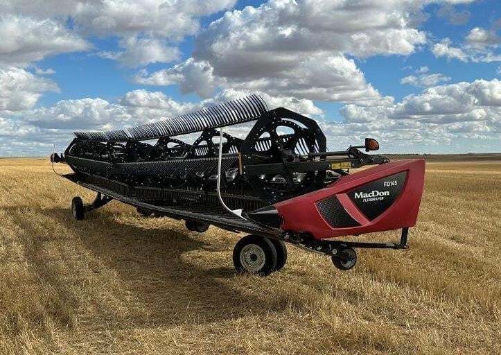 2021 MacDon FD145 Platform