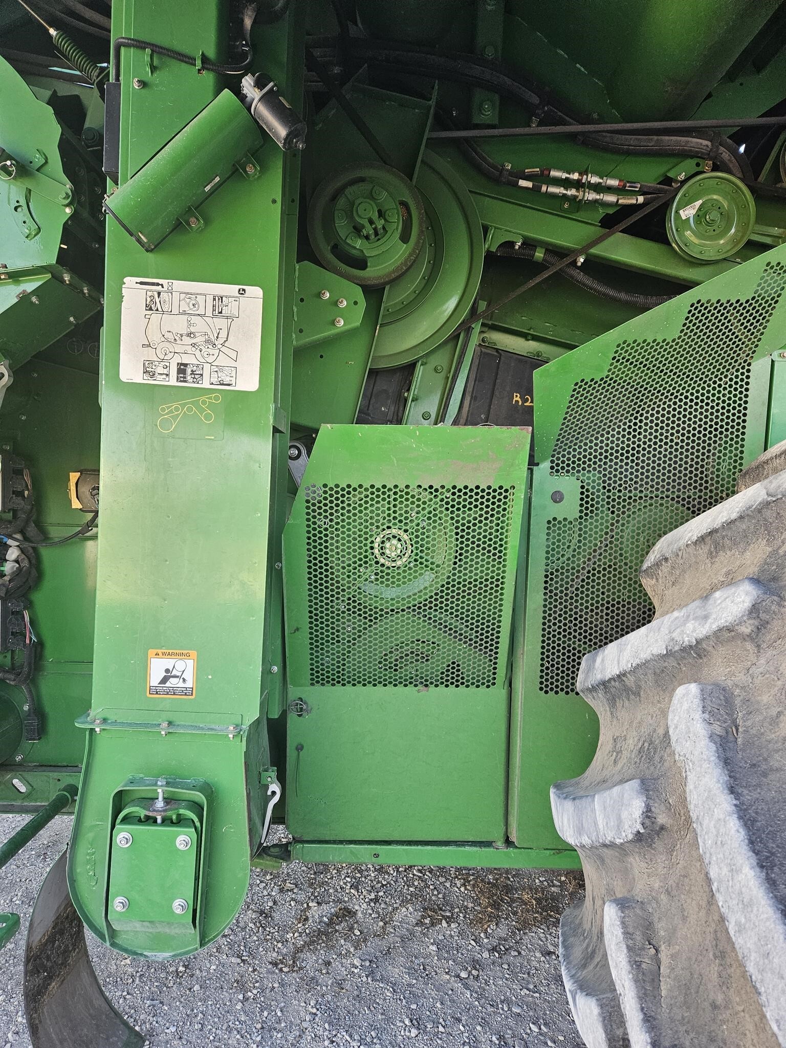 2014 John Deere S680 Combine