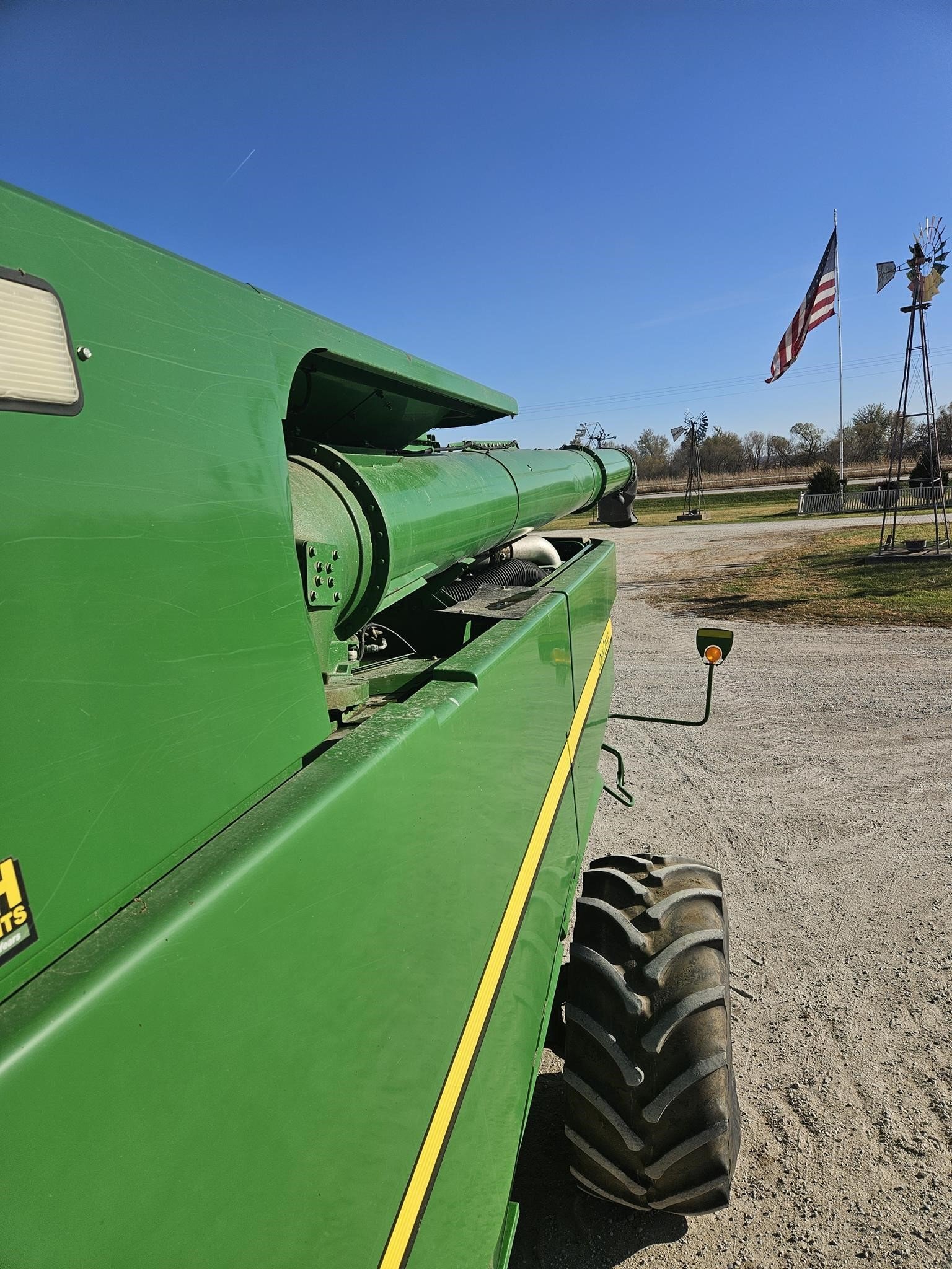 2014 John Deere S680 Combine