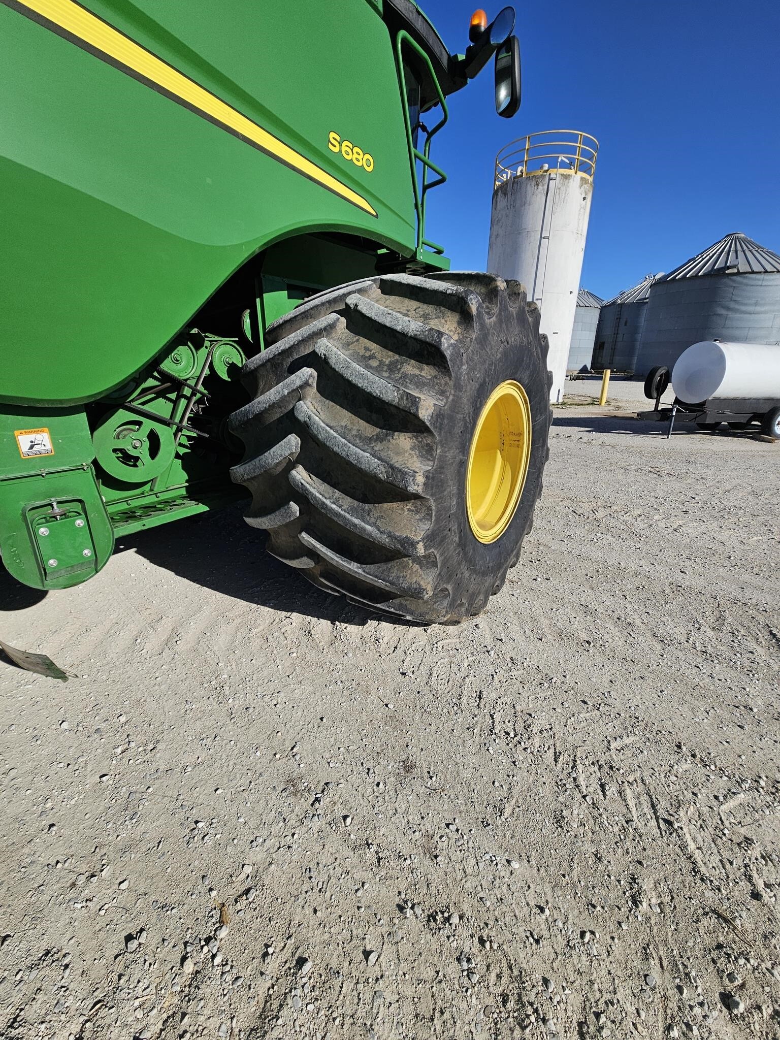 2014 John Deere S680 Combine