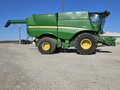 2014 John Deere S680 Combine
