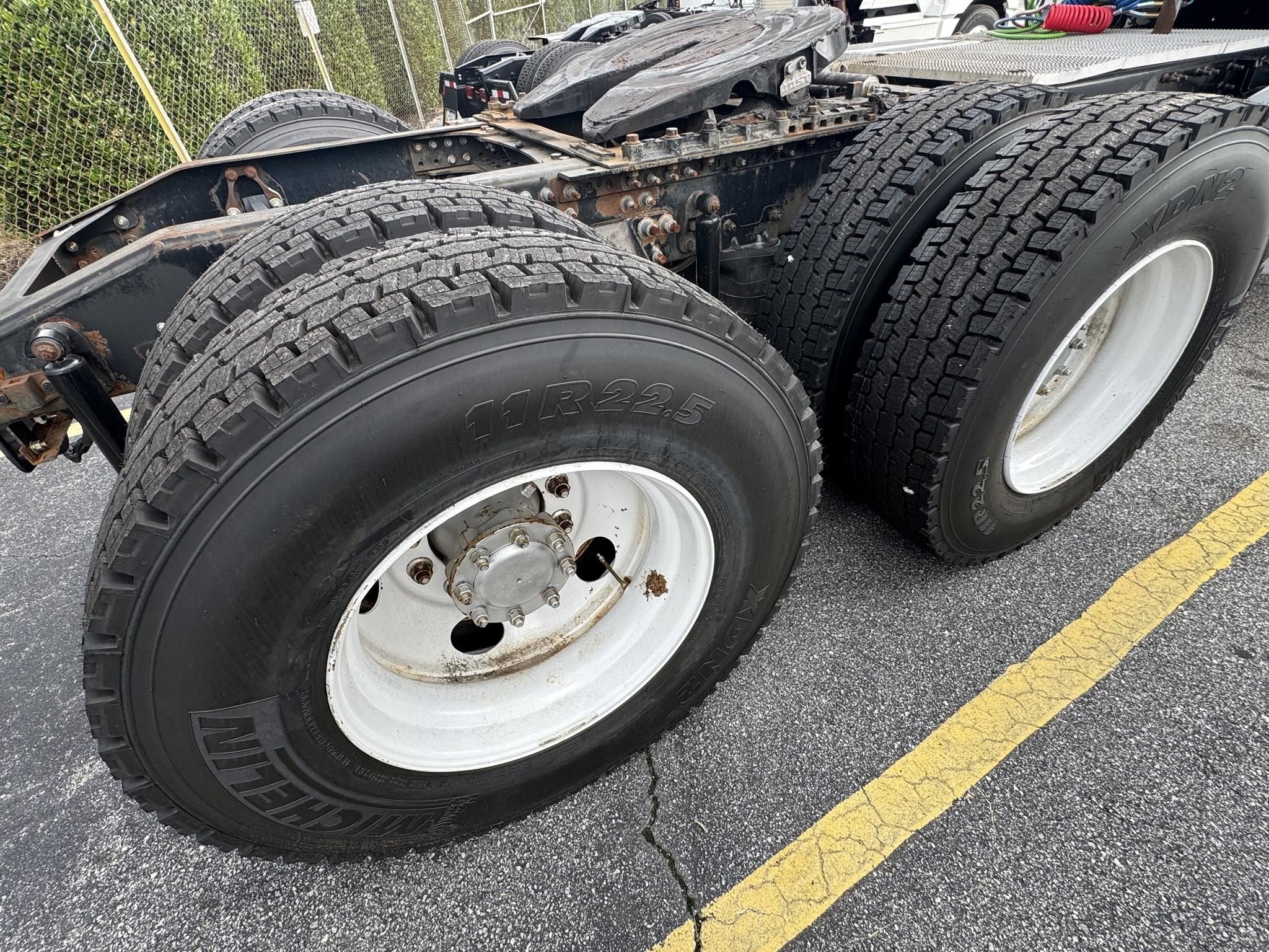 2006 Mack VISION CXN613 Semi Trucks/Trailer