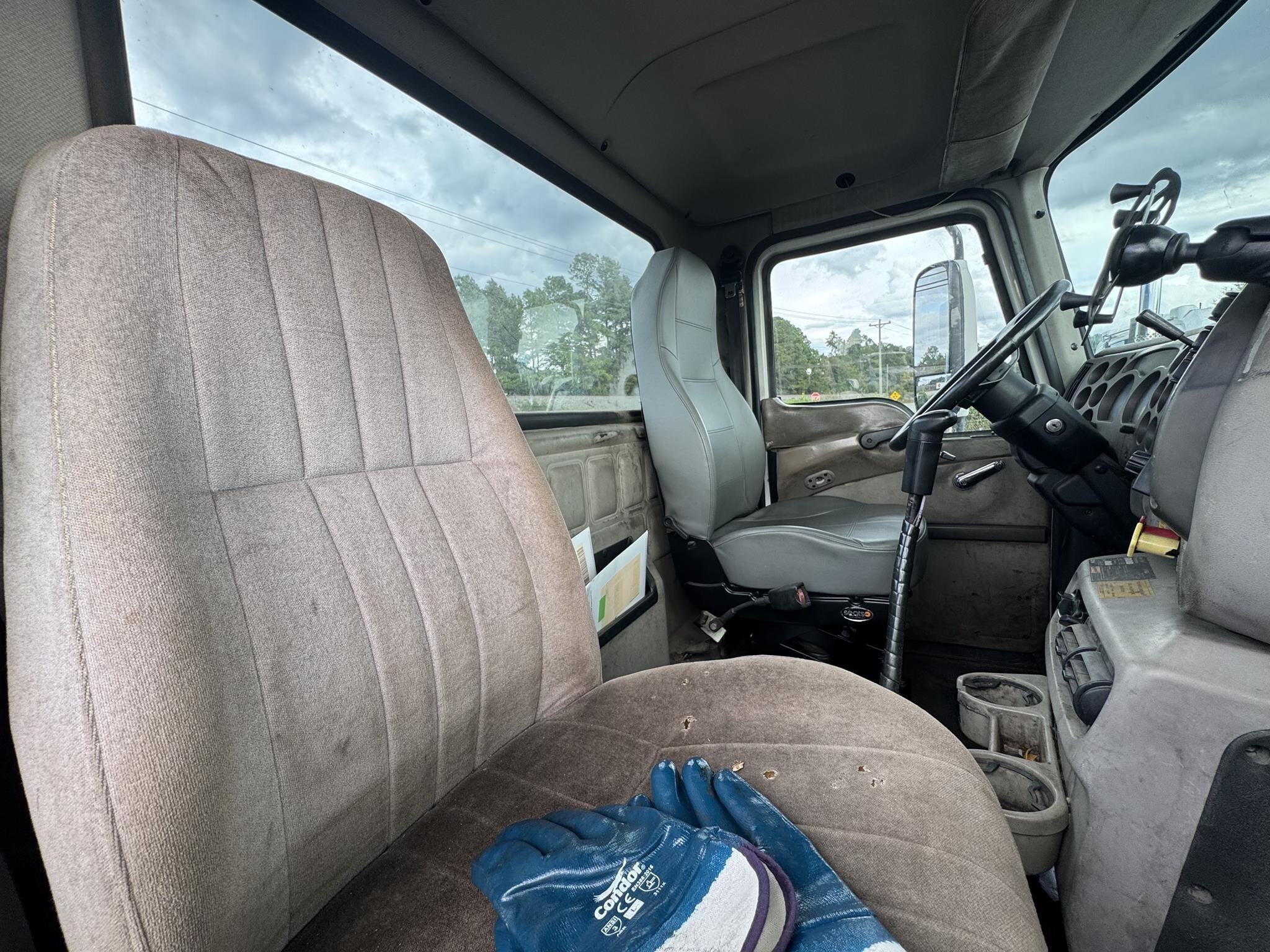 2006 Mack VISION CXN613 Semi Trucks/Trailer