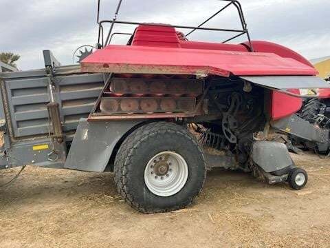 2010 AGCO 2190 Big Square Baler