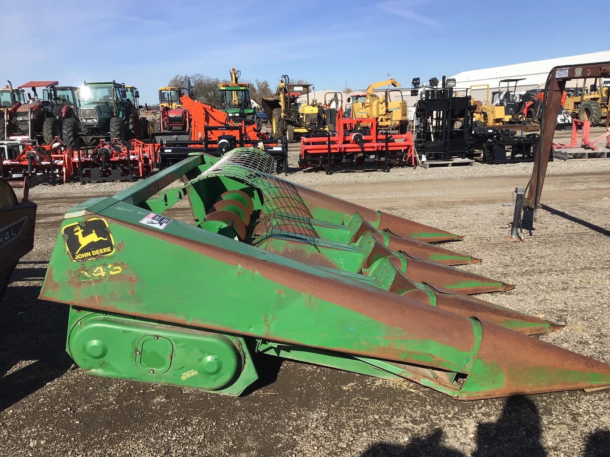  John Deere 443 Corn Head
