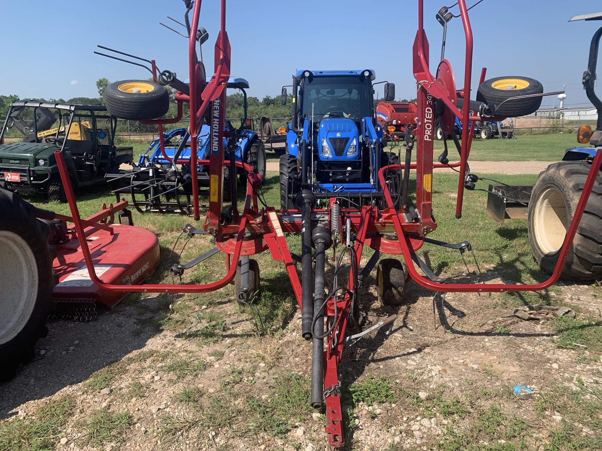 2021 New Holland Proted 3417 Tedder