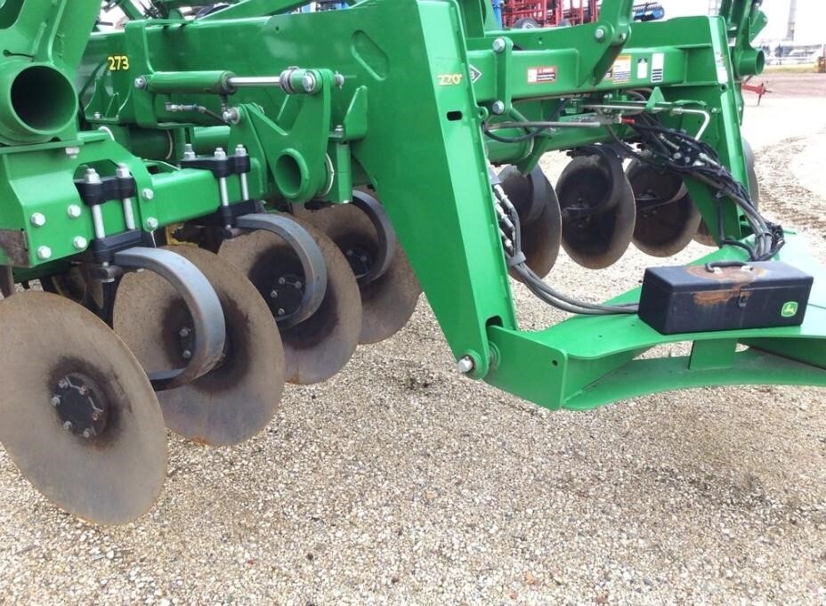 2020 John Deere 2730 Disk Chisel