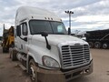 2016 Freightliner Cascadia 125 Semi Trucks/Trailer