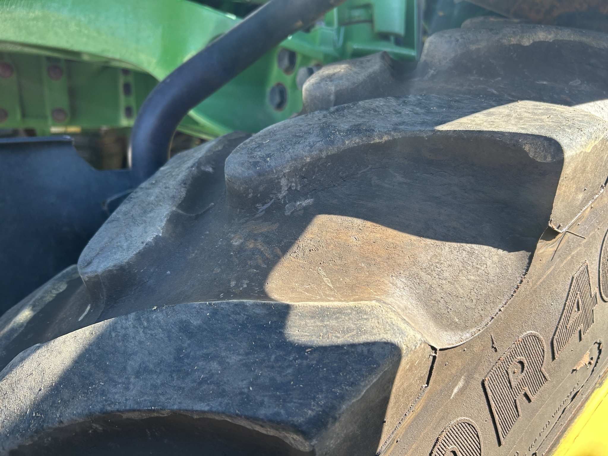 2022 John Deere 408R Self-Propelled Sprayer