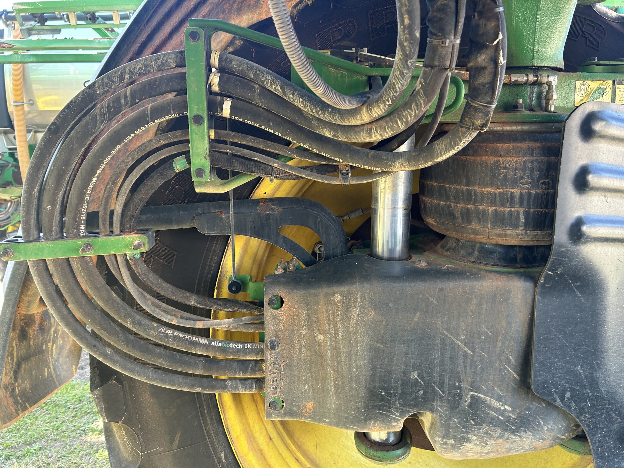 2022 John Deere 408R Self-Propelled Sprayer