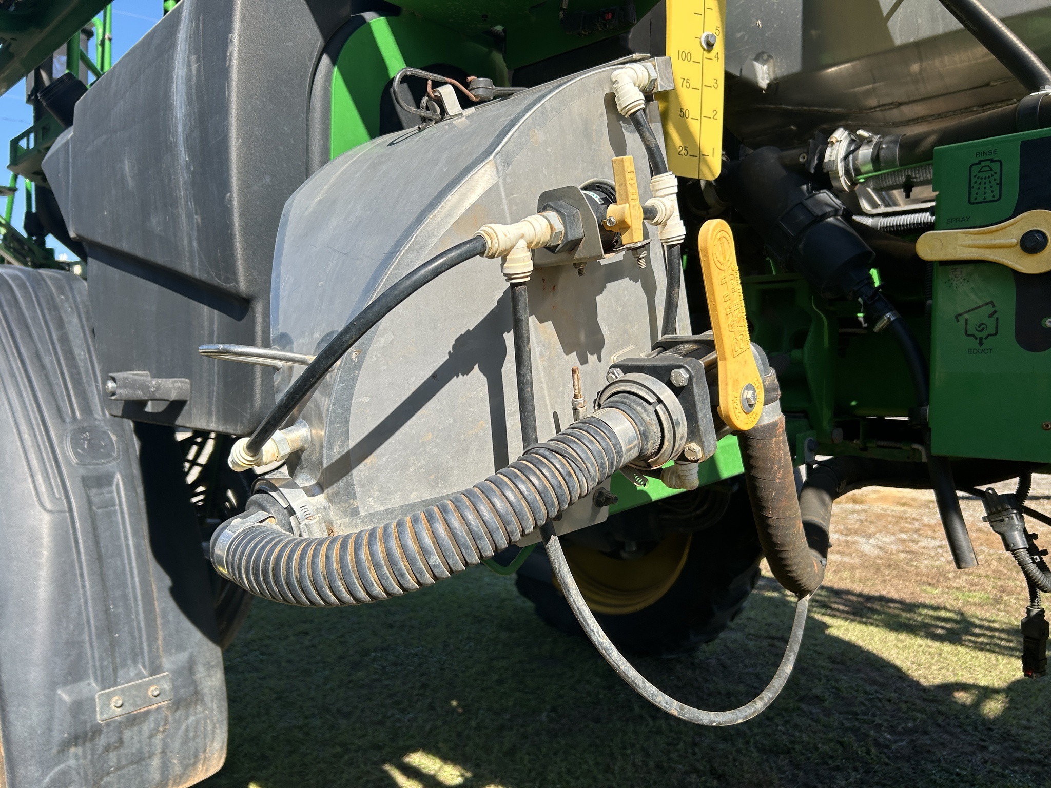 2022 John Deere 408R Self-Propelled Sprayer