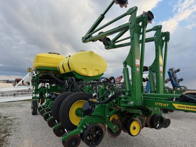 2023 John Deere 1775NT Planter