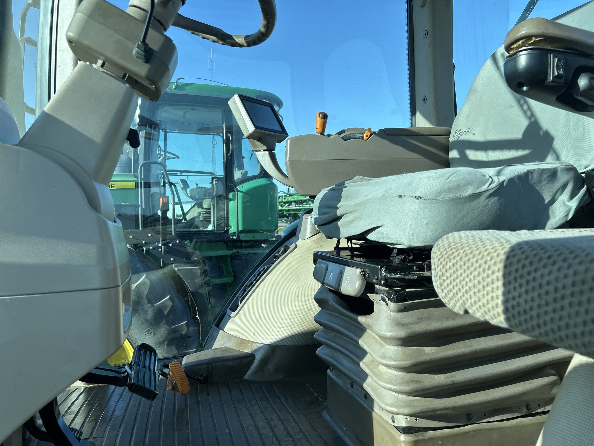 2012 John Deere 8360R Tractor