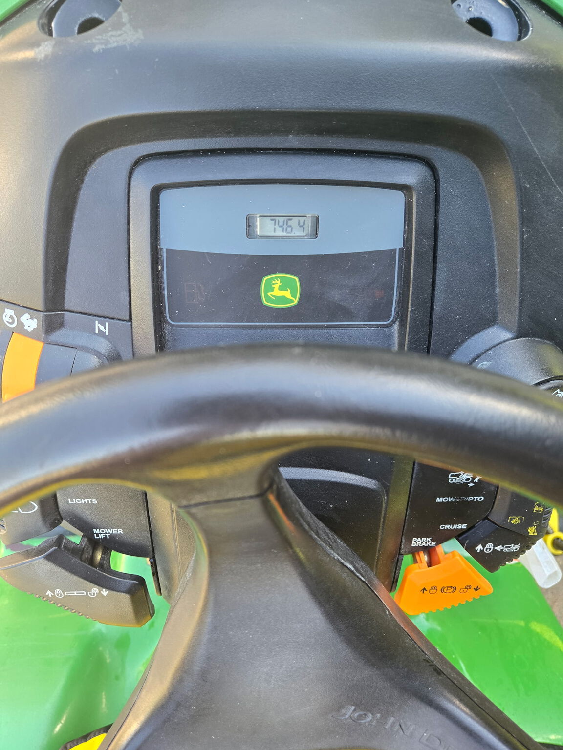 2006 John Deere X324 Lawn Mower