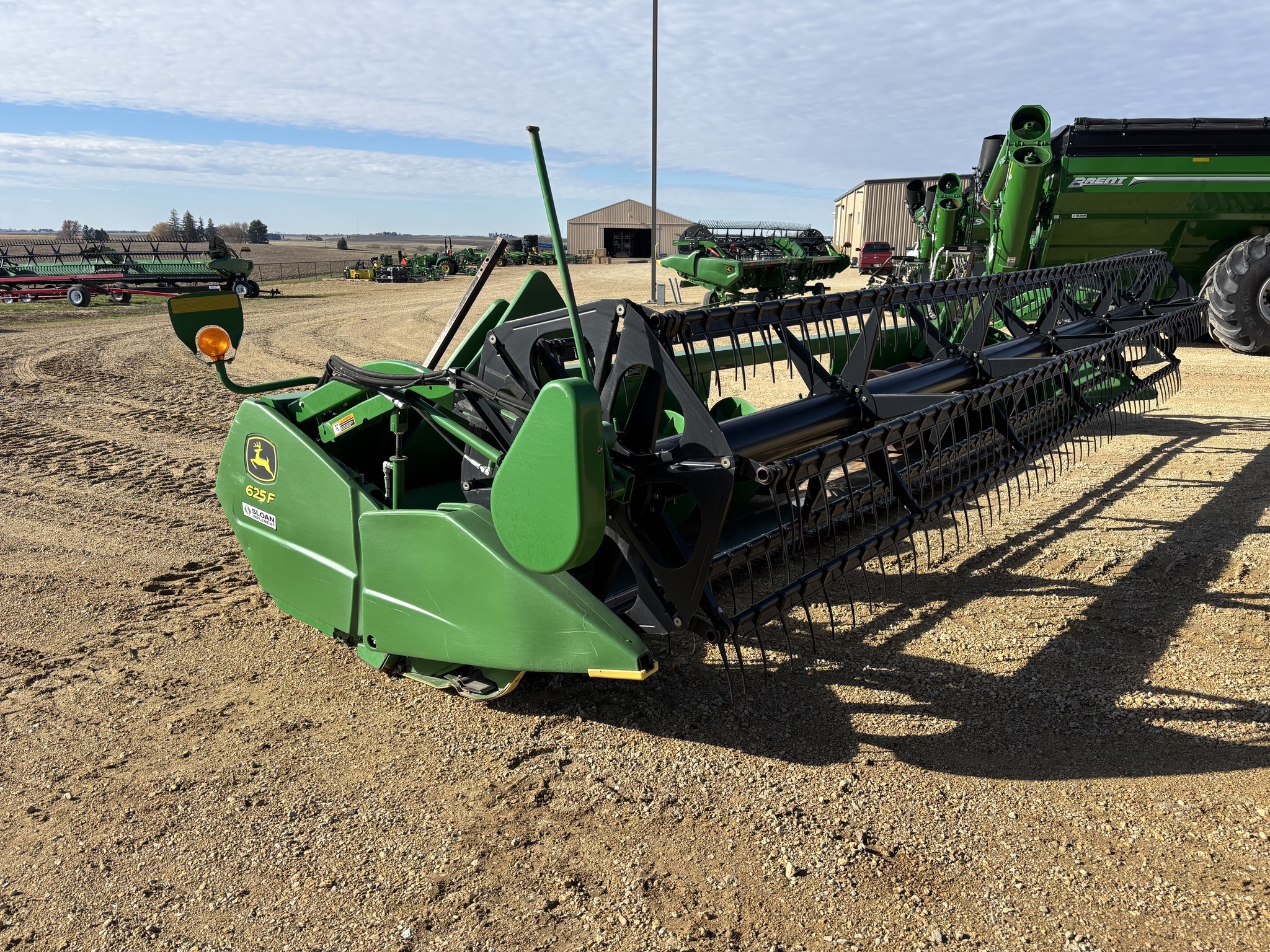 2013 John Deere 625F Platform