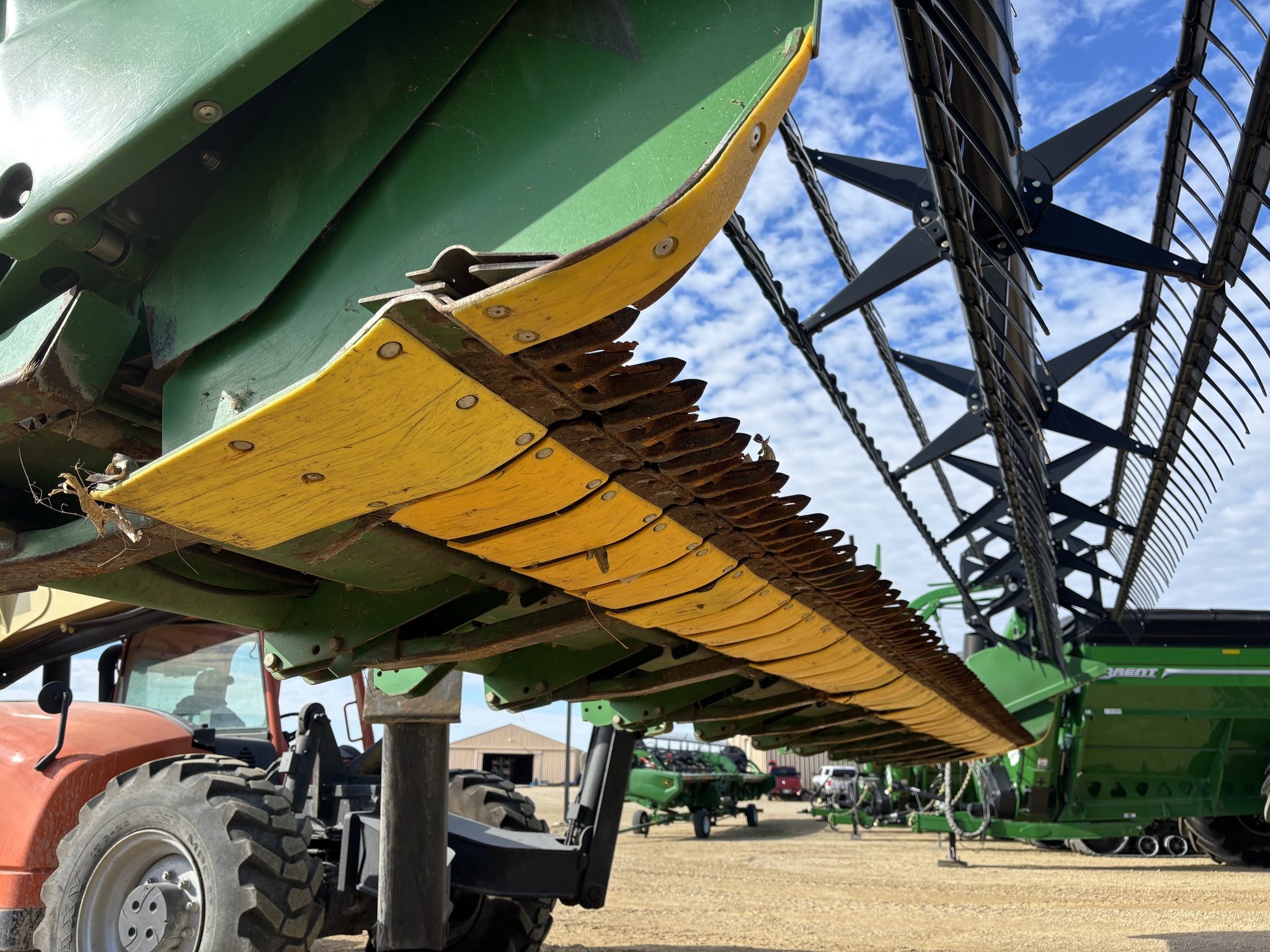 2013 John Deere 625F Platform